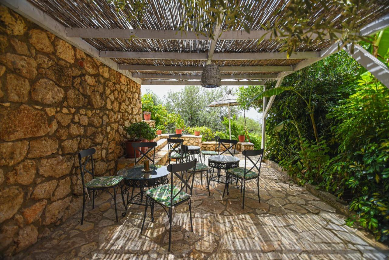 Hotel Imperial Dhërmi Extérieur photo